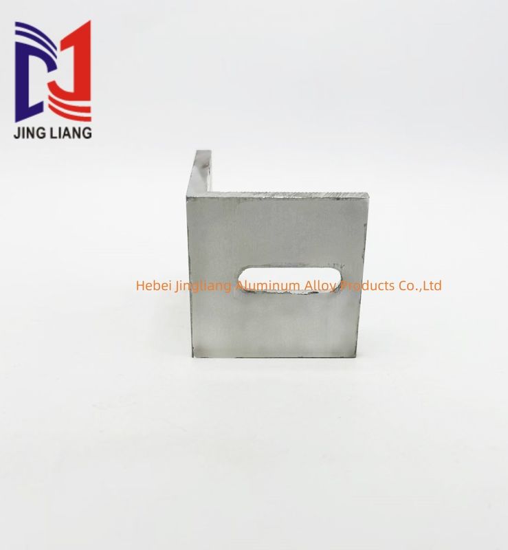 알루미늄 50*50*5mm 각 Bracket For Cladding Support System 고품질 맞춤형